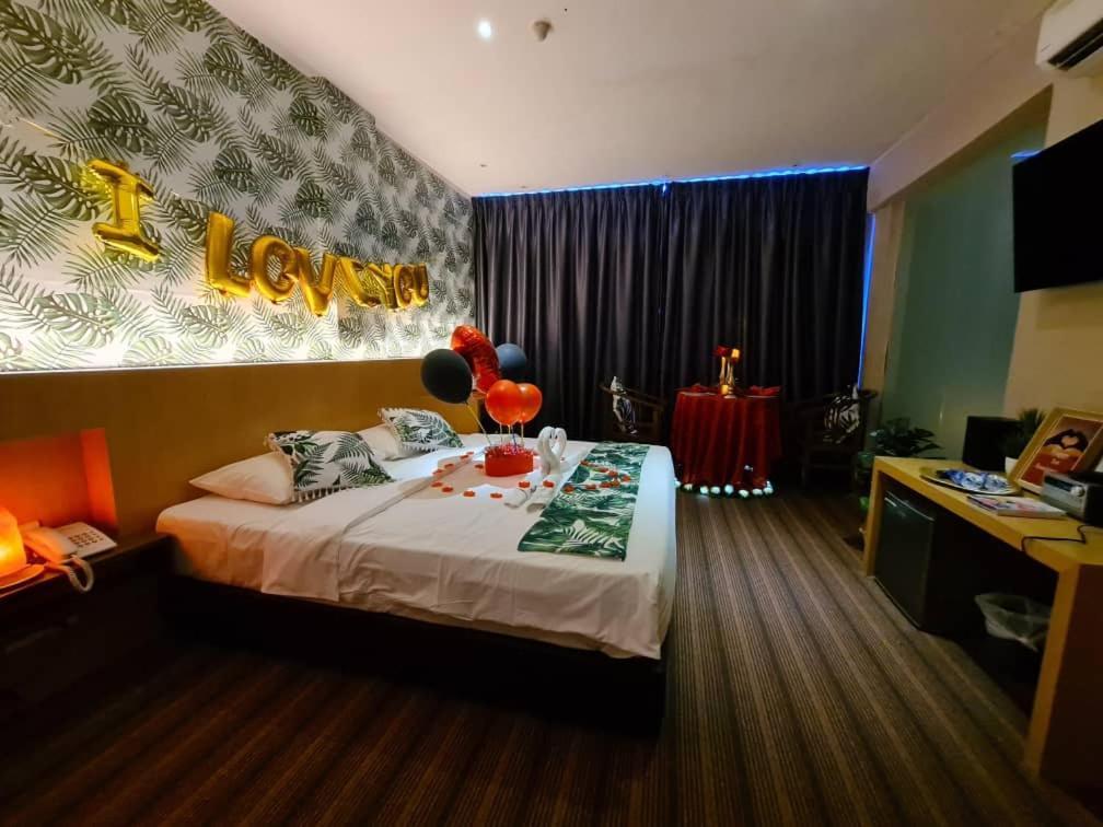 Grandeur Hotel And Spa Malacca Extérieur photo